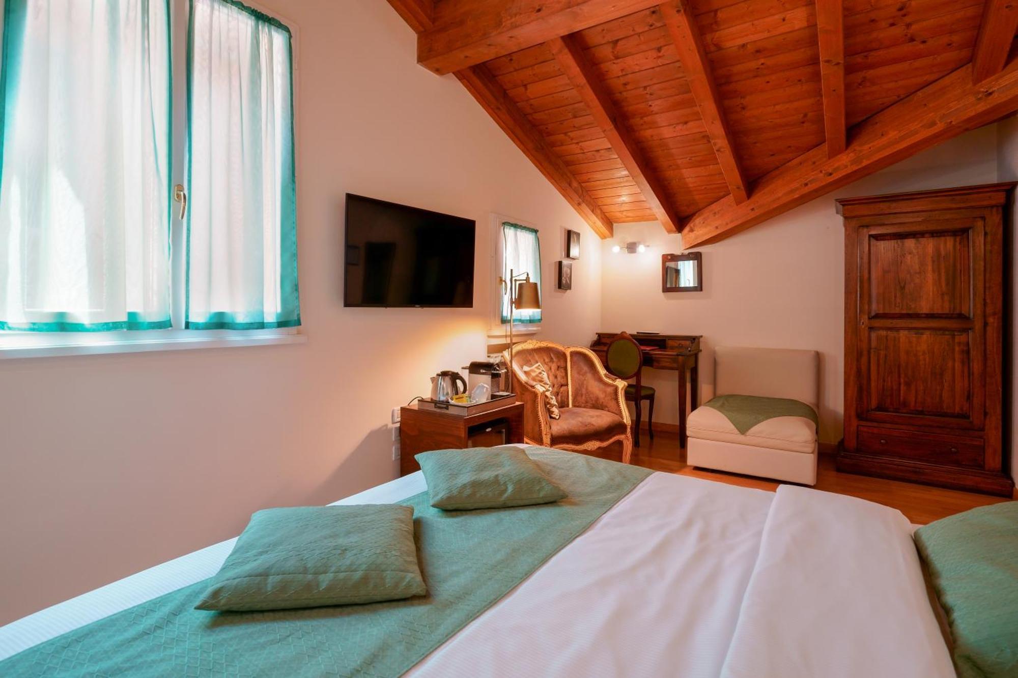 Hotel Casa Miramonte Bolonia Zewnętrze zdjęcie